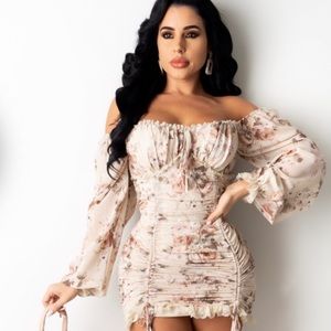 Never worn,New with Tags,Ivory and Floral dress